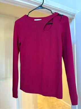 Elie Tahari Magenta Cutout Shoulder Long-Sleeve Top